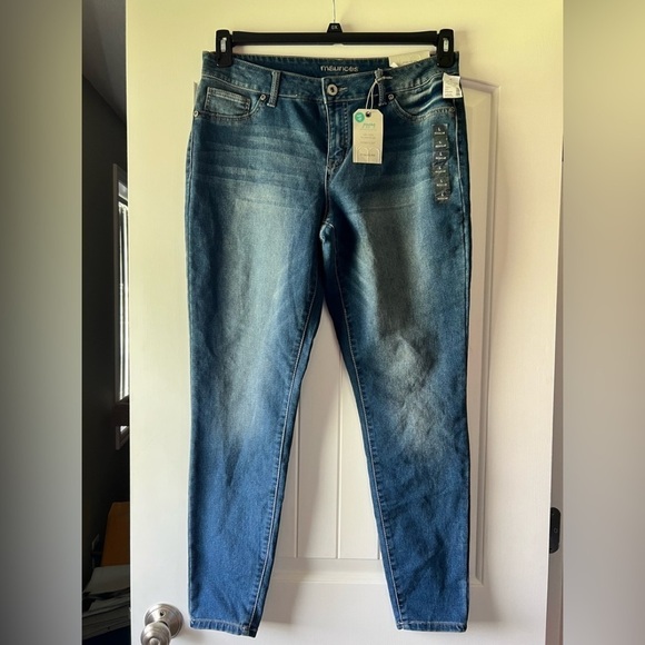 Maurices Denim - NWT Maurice’s jeans jeggings L large reg mid rise